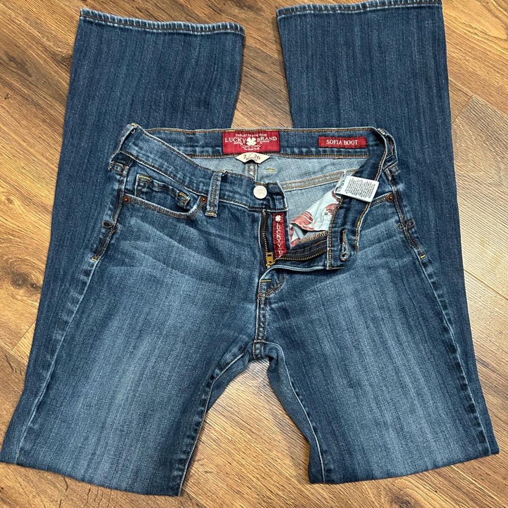 Lucky jeans bell bottom 2/26